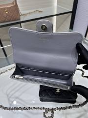 Chanel 24a Flap Bag Grey 20 cm - 2