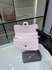 Chanel 24a Flap Bag Pink 20 cm - 2