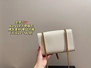 Saint Laurent Kate Tassel Meidum Shoulder Bag White 22 x 14 cm - 5