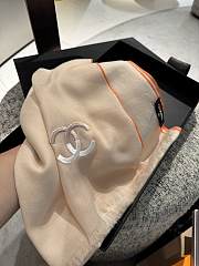 Chanel Beige Scarf 90 x 200 cm - 6