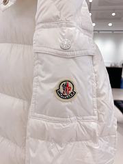 Colestore Moncler White Coat  - 3