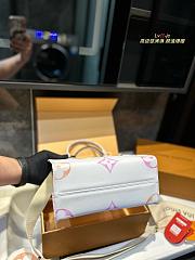 Louis Vuitton OnTheGo Pink 25 cm - 5