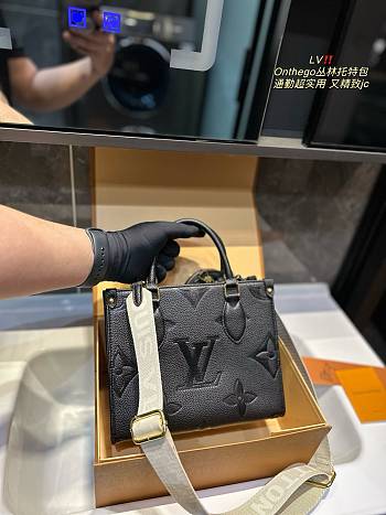 Louis Vuitton OnTheGo Black 25 cm