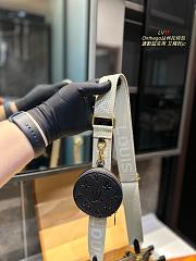 Louis Vuitton On The Go Green 25 cm - 5
