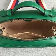 Gucci Marmont Shoulder Bag Green 25 x 19 x 8 cm - 4