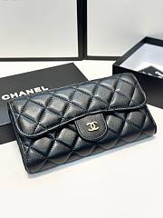Chanel Flap Bag Black 19 x 10 cm - 1