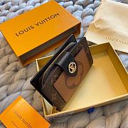 Louis Vuitton Juliette Monogram Giant Reverse Wallet 13.5 x 11 x 3 cm - 2