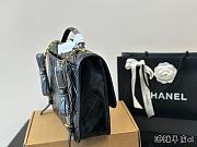 Chanel 22K Black Caviar Messenger Backpack 30 x 21 cm - 6