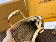 Louis Vuitton Neverfull BB OTG East West 18 x 14 cm - 3