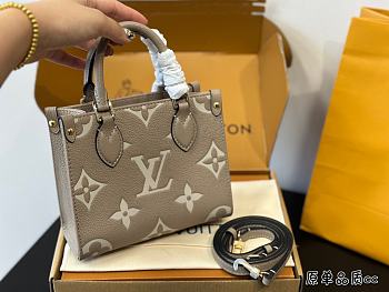 Louis Vuitton Onthego Beige 18 cm