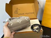 Louis Vuitton Onthego Beige 18 cm - 3
