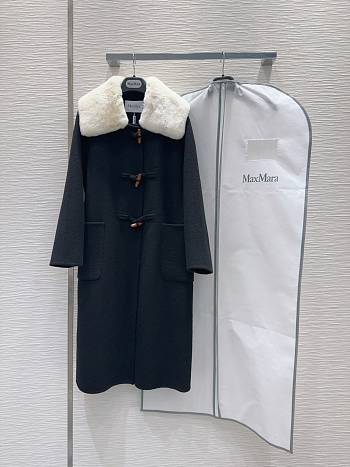 Max Mara Neck Fur Black Coat