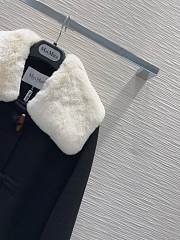Max Mara Neck Fur Black Coat - 5