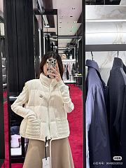 Moncler Handless Coat White - 4