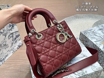 Colestore Lady Dior Burgundy 20 x 17 cm
