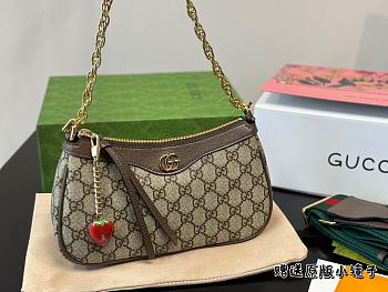 Gucci Ophidia Mini Strawberry 25 x 13 cm 