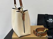 Coach Willow Shoulder Bag Beige 24 x 21 cm - 4