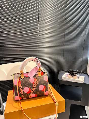 Louis Vuitton Keepall 26 x 18 cm