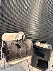 Louis Vuitton Keepall 45 x 26 cm  - 1