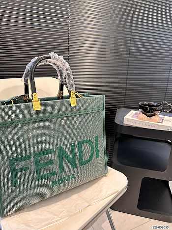 Fendi Diamond Handle Bag Green 35 x 29 cm