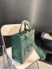 Fendi Diamond Handle Bag Green 35 x 29 cm - 4