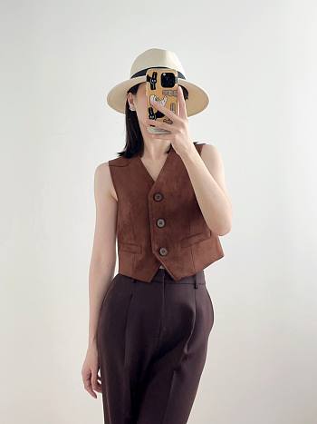 Short Vest Brown