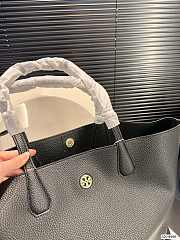 Tory Burch Perry Small Triple-Compartment Tote Beige 34 x 28 cm - 2