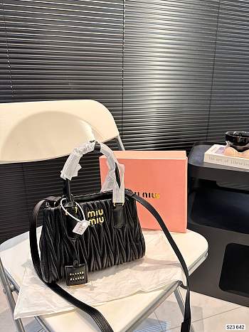 MiuMiu Hobo Black 20 x 15 cm