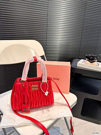 MiuMiu Hobo Red 20 x 15 cm
