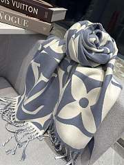 Louis Vuitton Big Logo Blue Scarf - 5