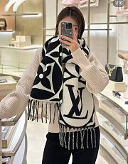 Louis Vuitton Big Logo Black Scarf - 1