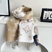 Louis Vuitton Beige Scarf - 6