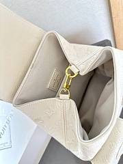 Louis Vuitton Duma Backpack White 21 × 23 × 10 cm - 2