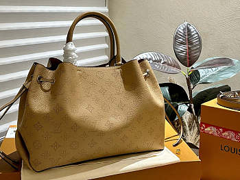 Louis Vuitton Mahina Bella Tote Brown 33 x 24 x 13 cm