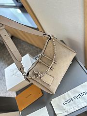Louis Vuitton Bella Tote Black 29 cm  - 2