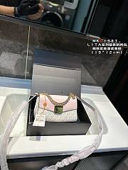 Michael Kors Lita Small Two-Tone Crossbody White 20 x 11.5 x 7 cm - 1