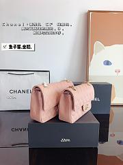 Chanel CF Flap Bag Pink 22 x 6 x 14 cm - 6