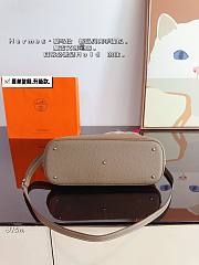 Hermès Bowling Handbag White 31 x 12 x 23 cm - 2