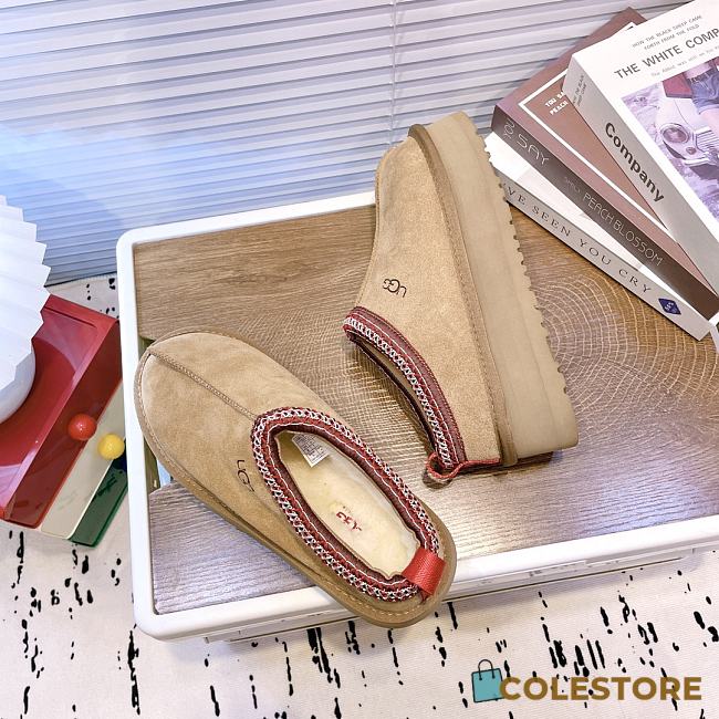 UGG Loafer Brown And Red  - 1