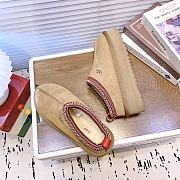 UGG Loafer Brown And Red  - 1