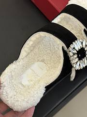 Roger Vivier Fur Sandal Black And White  - 5
