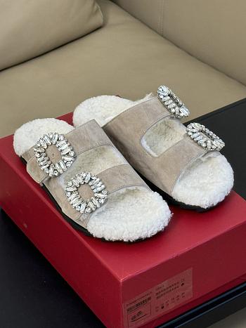 Roger Vivier Fur Sandal Beige And White 