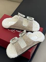 Roger Vivier Fur Sandal Beige And White  - 3
