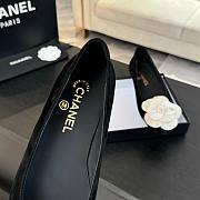 Chanel Flower Shoes Black And White  - 5