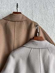 Max Mara White/ Beige Manteau  - 3