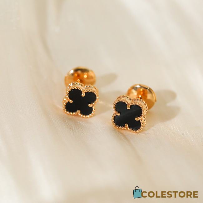 Van Cleef Mini Earrings Gold  - 1