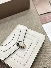 Bulgari Serpenti East-west Maxi Chain White 20 x16 cm - 4