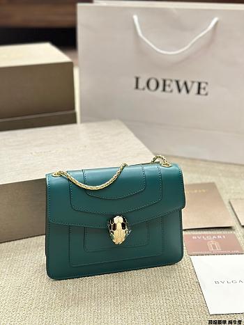 Bulgari Serpenti East-west Maxi Chain Blue 20 x 16 cm