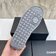 Gucci Interlocking CC Logo Sneaker - 3