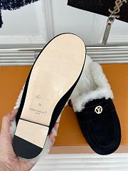 Louis Vuitton Fur Mule Black  - 4